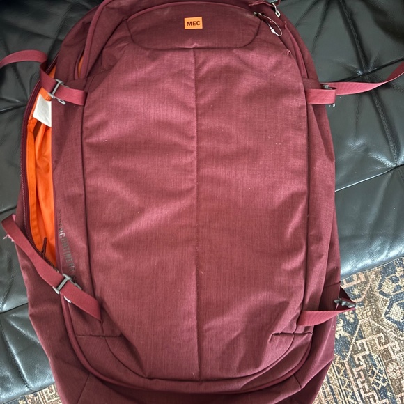 MEC backpacking pack. - Picture 2 of 2